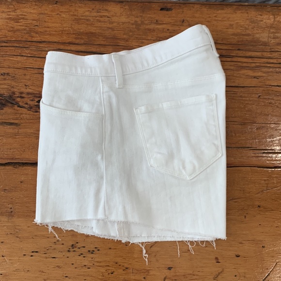Agence white Audrey jean shorts - Picture 2 of 5
